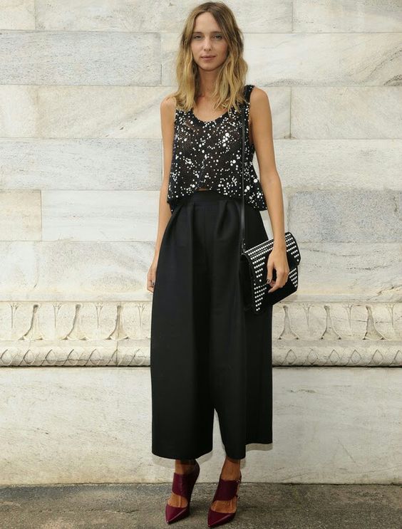 Look inspiração com blusas para sair a noite.