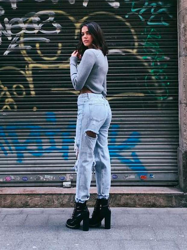 Look inspiração com a bota feminina de cadarço.