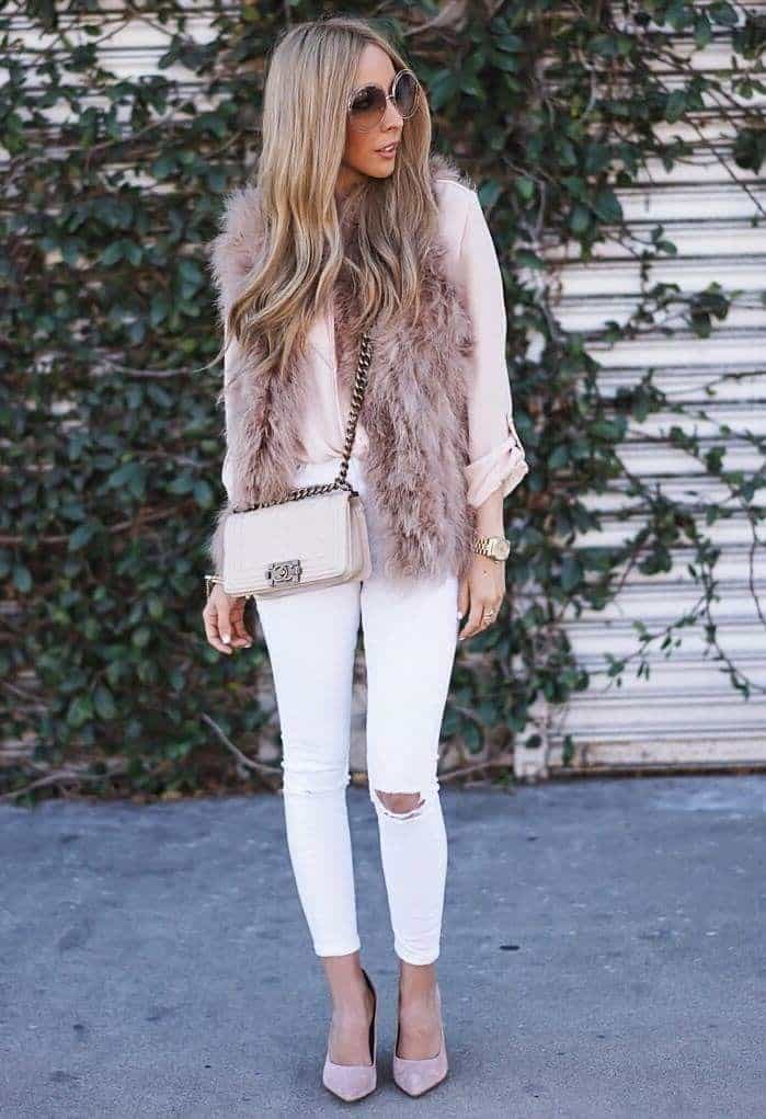 Look inspiração com o colete feminino com pêlo.
