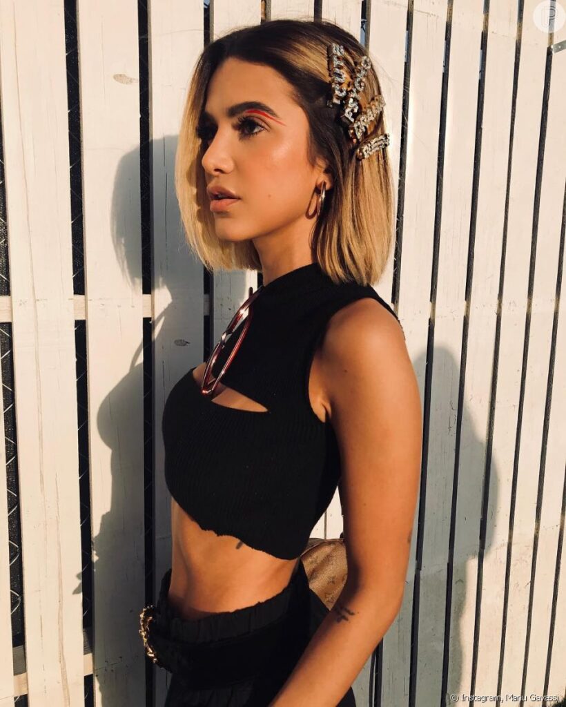Look inspiração com as presilhas.